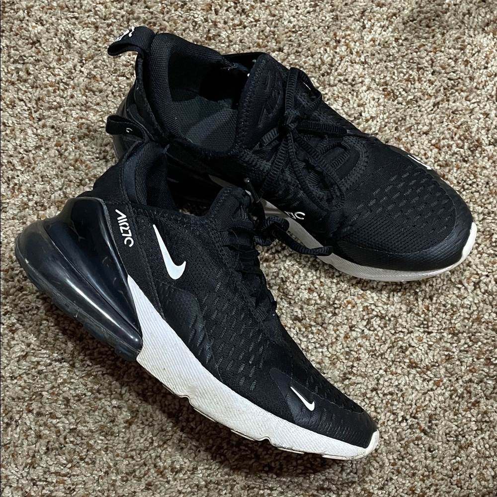 Nike Air 270 sneakers